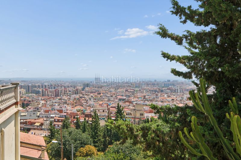 Foto a9c9f171-0164-4248-8c2a-a0003d20944c. Xalet amb xemeneia calefacció aparcament a La Font d´en Fargues Barcelona