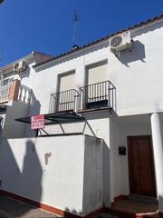 Dúplex a Villafranca de los Barros. Duplex en venta en las peñitas - avda. guardia civil, 4 dormitor
