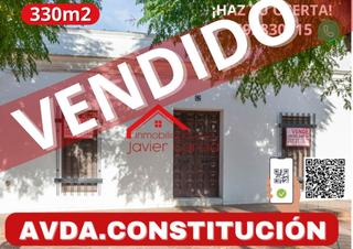 Casa a N/a. Casa en venta en centro - carrera grande, 4 dormitorios.