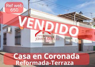 Casa a Calle juan xxiii 3. Casa en venta en coronada - iglesia de la coronada, 3 dormitorio
