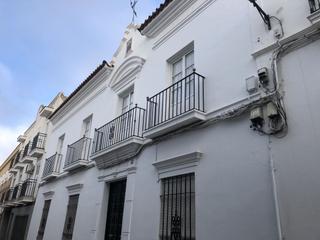 Casa a Carvajales 18. Casa en venta en coronada  altozano, 8 dormitorios.