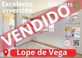 Pis a Lope de vega 15. Piso en venta en coronada  lope de vega, 4 dormitorios.