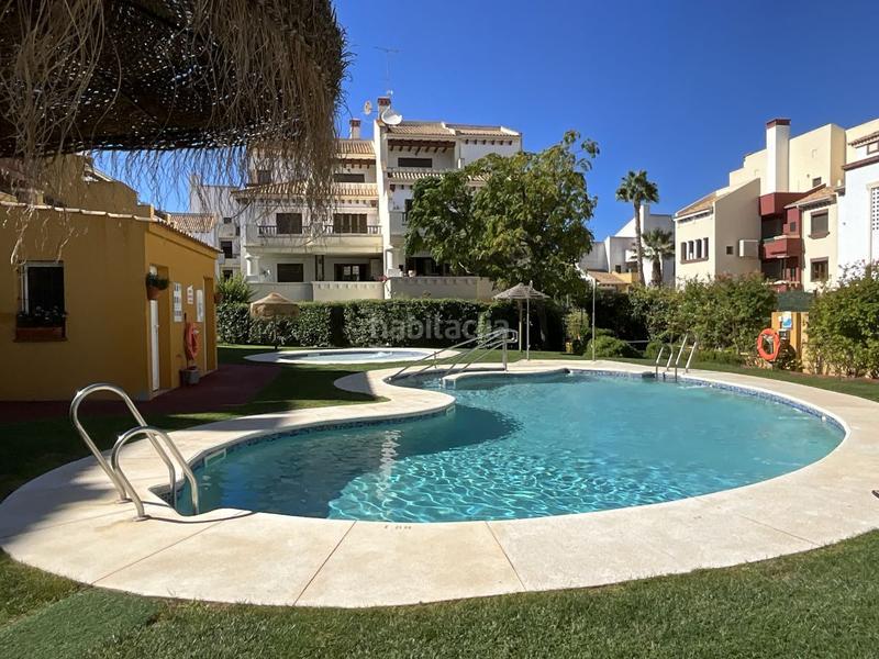 Foto e7bd7b37-98ee-41df-96cf-2b2c04b8338f. Apartament a juan pablo ii a Costa Esuri Ayamonte