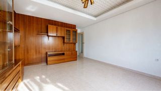 Appartement à Real 198. Piso en venta en centro, 3 dormitorios.