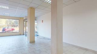 Alquiler Local Comercial en Villafranca de los Barros. Local en alquiler en coronada  lope de vega, 4 dormitorios.