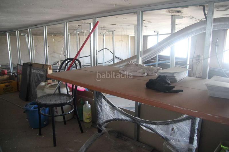 Foto dea105ea-075c-4c00-af52-b83ff5abe0e5. Local comercial en Can Puiggener Sabadell