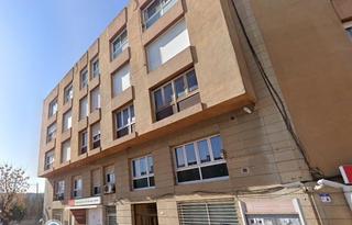 Pis  Passeig anselm clave. Piso oportunidad
