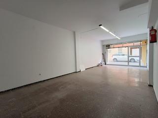 Lloguer Local Comercial  Carrer de francesc layret. Local muy centrico