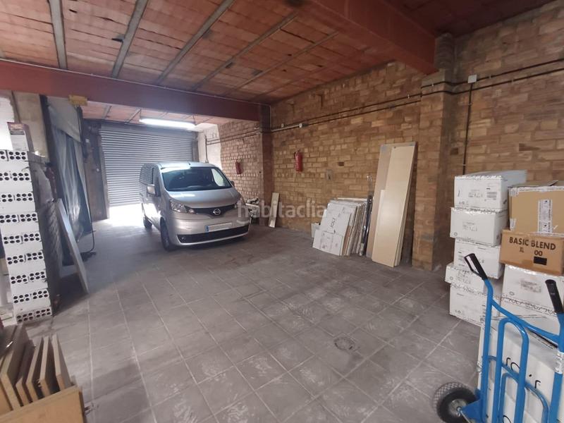 Foto 09fbd765-bca2-4105-84c2-764365ef1438. Local commercial dans Creu de Barberà Sabadell