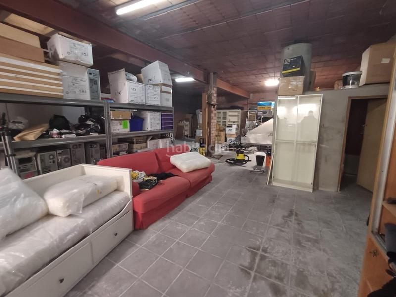 Foto eab3bdc2-6ada-4044-b922-c9eef3be55f4. Local commercial dans Creu de Barberà Sabadell