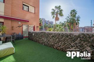 Appartement  Rambla europa. Espectacular piso con parking, piscina y trastero