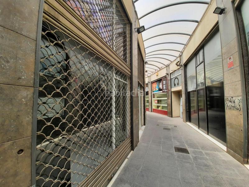 Foto b19c8357-882c-47e2-9b3e-125546642da6. Locale commerciale in Instituts Granollers