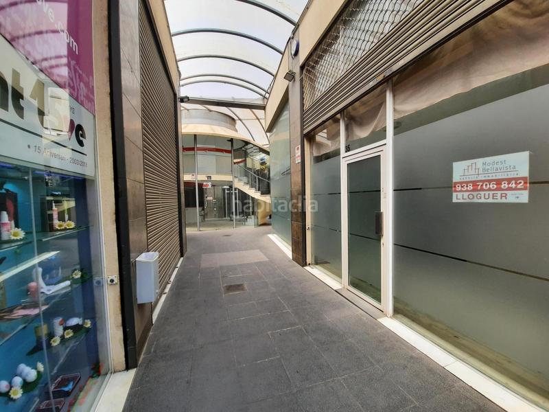 Foto b925f083-91a3-45bb-b52d-dcc6d870c6c7. Locale commerciale in Instituts Granollers