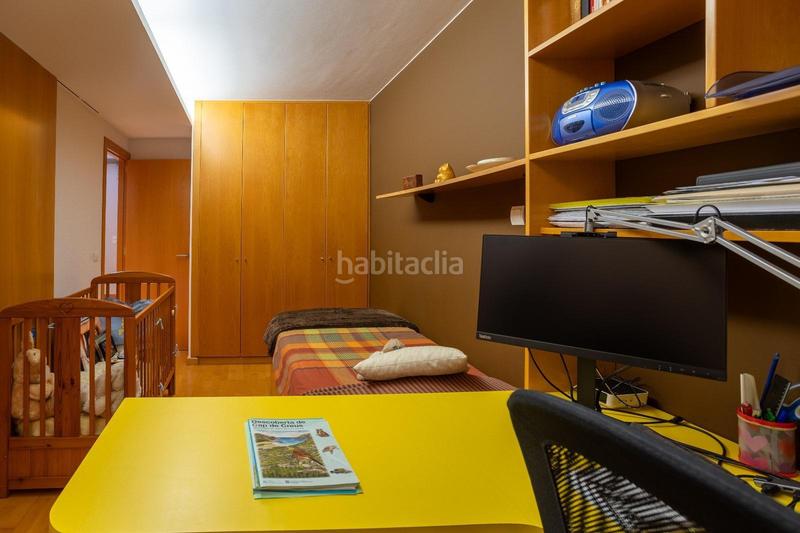 Foto 42055d0a-4923-4663-9380-57c35ee2fa72. Casa adosada unifamiliar adosada centre en Carretera de Roses-Fossos Figueres