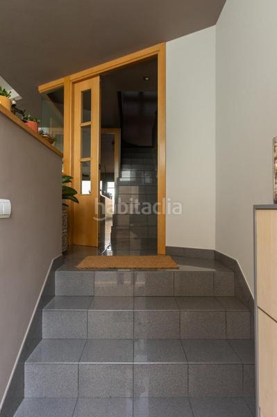 Foto 453c4538-1347-41f7-a6a2-0f801ab8c2f8. Casa adosada unifamiliar adosada centre en Carretera de Roses-Fossos Figueres