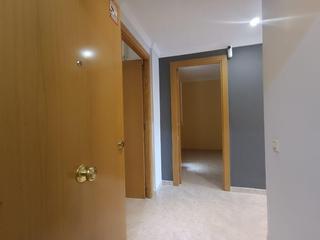 Pis  Diputacio. Acogedor piso en roda de ter