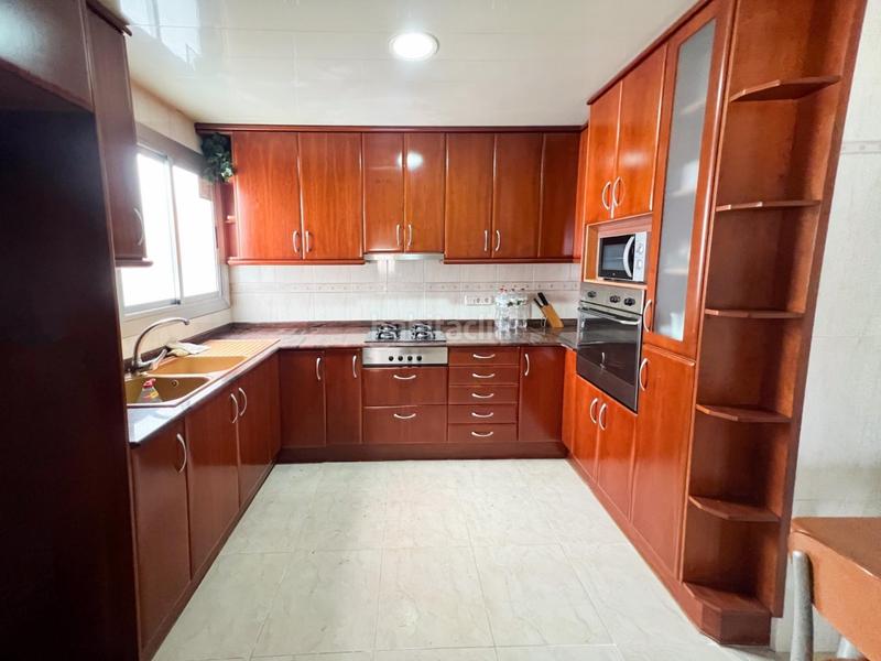 Foto 3c0cc0d6-c27e-40a2-a16c-990d7cc60b6b. Attico con riscaldamento in Font Verda Granollers