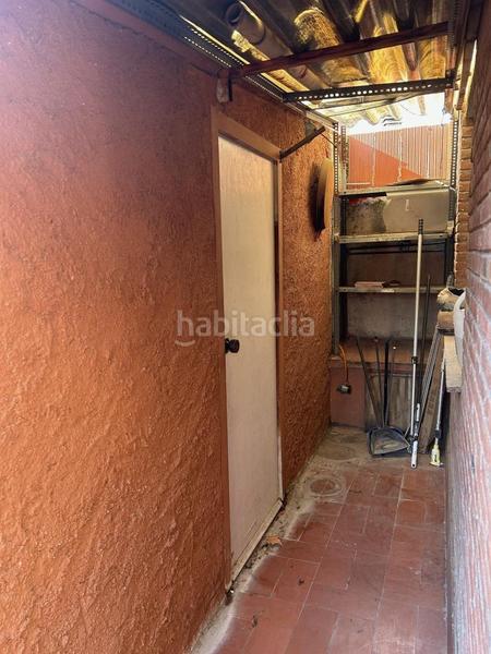 Foto 20bb1111-9488-4ef6-a891-25f2120061b6. Edificio  con local y vivienda independiente en Sabadell