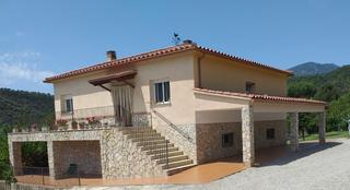 Xalet a Sant Feliu de Buixalleu. Preciosa casa en el monstseny