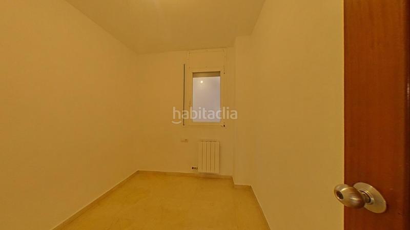 Foto 25aa2dce-574b-4ecc-8d9d-8548635813dc. Pis amb piscina a Eixample Sabadell