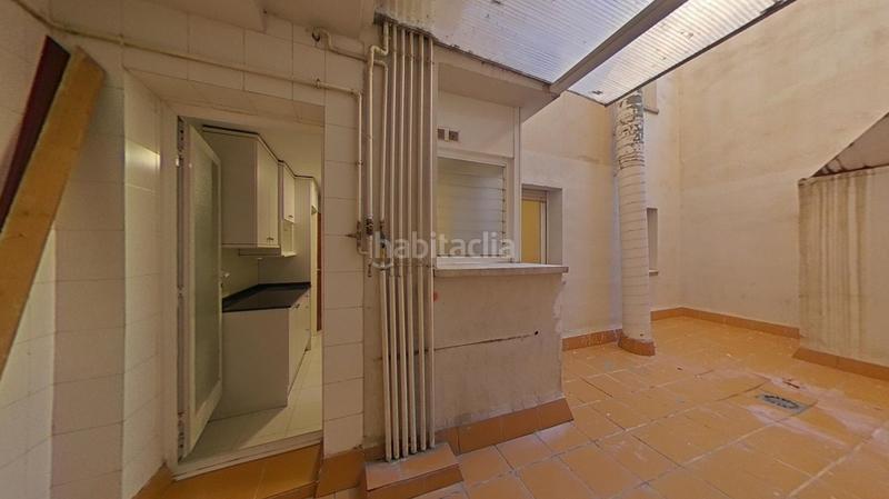 Foto 6baee8e0-2f68-41f4-a158-c514669b8bbe. Pis amb piscina a Eixample Sabadell