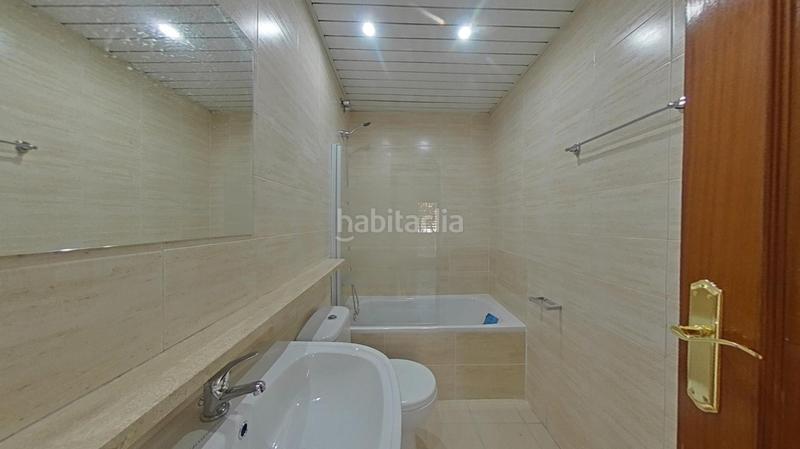 Foto ad478688-7830-4688-9665-717a25a6b7d2. Pis amb piscina a Eixample Sabadell