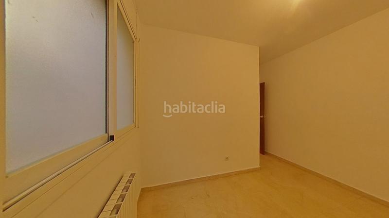 Foto adc32da1-9e78-4489-9233-95fdfbfff7ae. Pis amb piscina a Eixample Sabadell