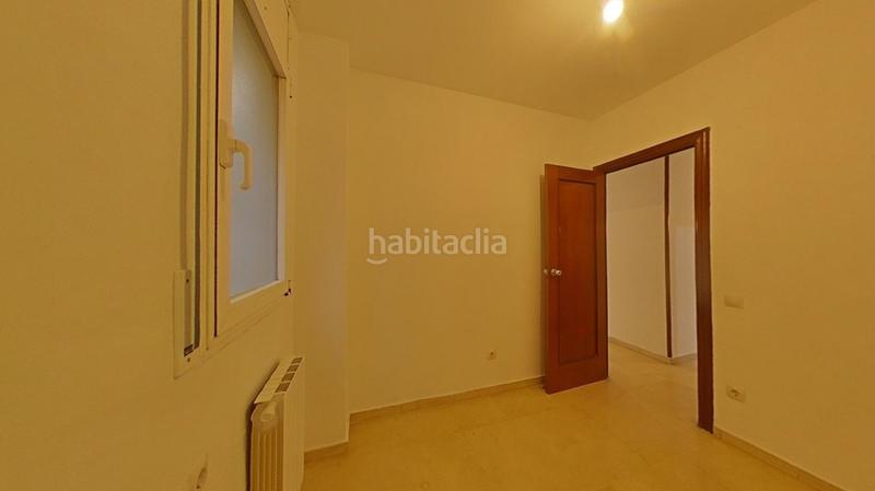 Foto b9bc24b9-37f8-4735-84bb-121d723e3c06. Pis amb piscina a Eixample Sabadell