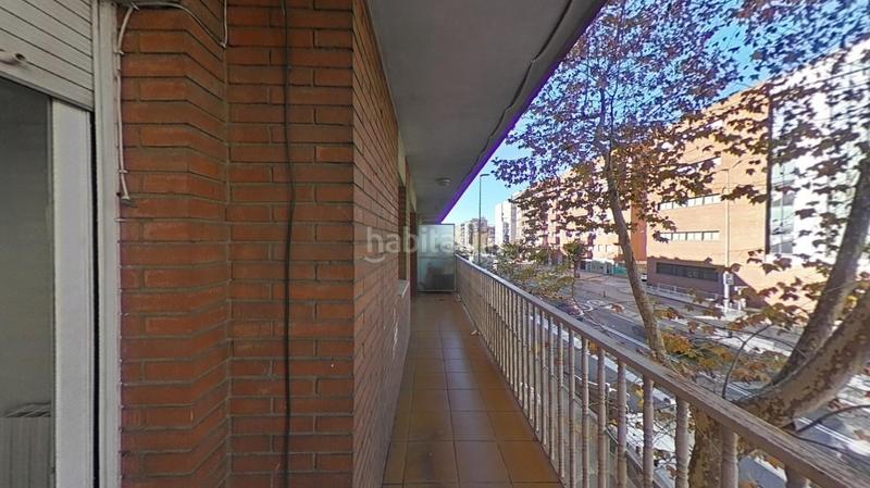 Foto f30d0776-aea3-4be5-809d-8353a27097f2. Pis amb piscina a Eixample Sabadell