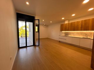 Planta baixa a Sant Llorenç Savall. Planta baixa totalment reformada amb terrassa i jardí