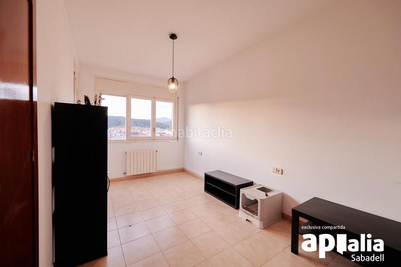 Foto 624ad81c-3df6-4c33-b76a-ecef866b6542. Piso  zona centre en Sentmenat