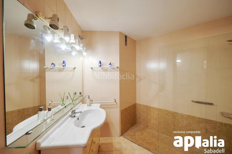 Foto 84f4916c-e962-476f-800a-14c350db2bdc. Piso  zona centre en Sentmenat