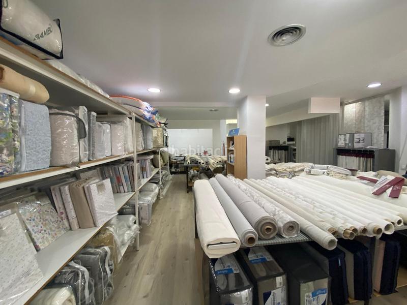 Foto ca7a4164-9e81-42f3-b929-0f619f1e8218. Local commercial dans Eixample - Can Bogunyà Castellar del Vallès