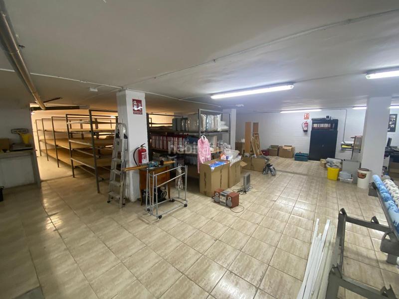 Foto d8f527a4-b022-49e5-a568-dff260248065. Local commercial dans Eixample - Can Bogunyà Castellar del Vallès