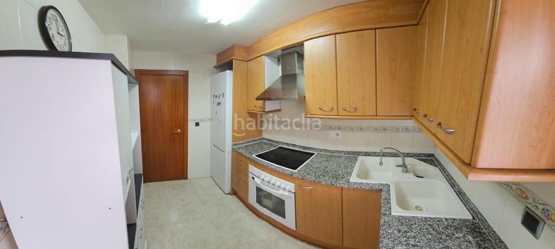 Foto b6bb2d6d-04d3-4040-93b3-c0f95051a24d. Appartement avec chauffage parking dans Montornès del Vallès