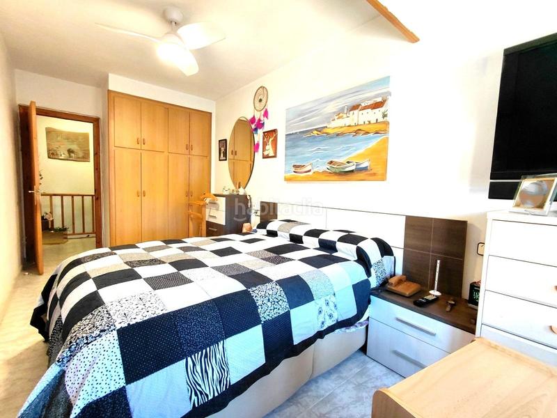 Foto a1826aab-e384-4f43-b21f-015b033443e8. Maison jumelée avec parking dans Sentmenat