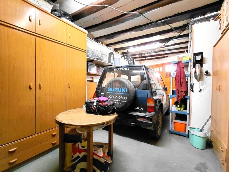 Foto f7f35160-5dc0-4d25-9e40-a4db3f2432fb. Maison jumelée avec parking dans Sentmenat