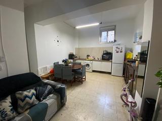 Bureau à Els Merinals. Local en la zona de los merinales sabadell