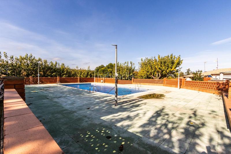 Foto f7f99287-b1a7-4f35-b0b3-e147f485806b. Haus mit heizung pool in Sant Salvador de Guardiola