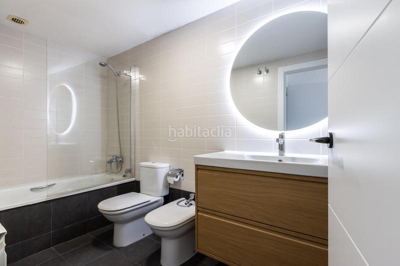 Foto c00275ae-c436-4ab0-9db4-2f768a83a140. Etagenwohnung mit heizung parking in Centre Sabadell