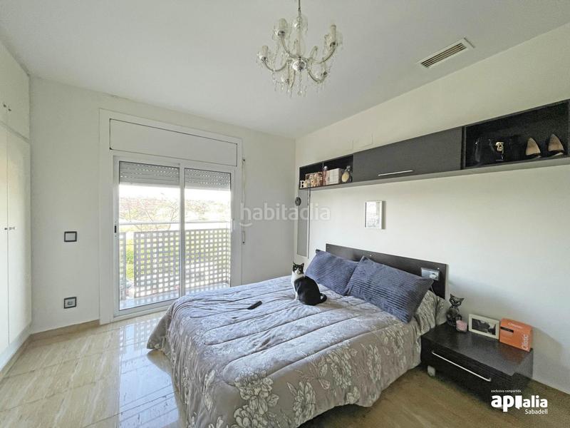 Foto c6cc63b6-b7df-4da1-a8e2-003ac3588810. Semi detached house with parking in Ca n'Oriac Sabadell