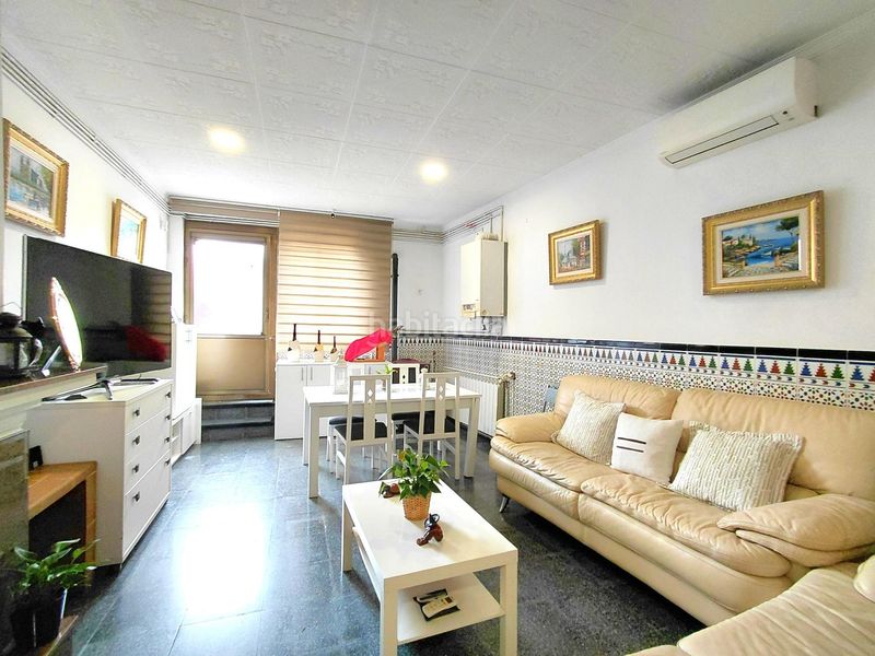 Foto b4612538-938d-421c-8e0e-12d83562bf54. Casa amb calefacció aparcament a Polinyà