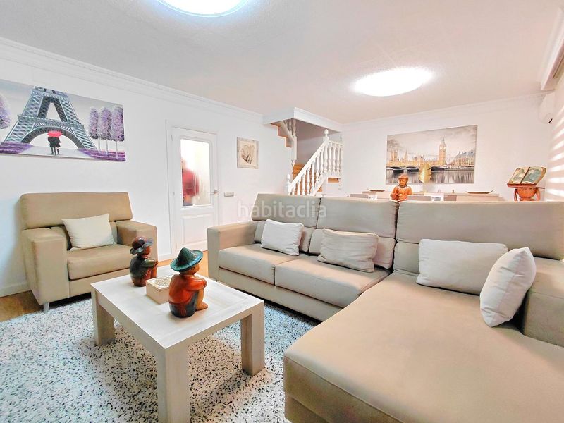 Foto e3802eda-e074-4b55-a632-6182c2858d58. Casa amb calefacció aparcament a Polinyà