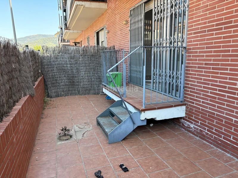 Foto b3fa72f2-a10e-46ea-815b-deab24a90365. Planta baixa amb aparcament a Sentmenat