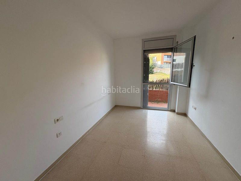 Foto eaa6f3ea-6472-42d1-88a5-225b3df4712b. Planta baixa amb aparcament a Sentmenat