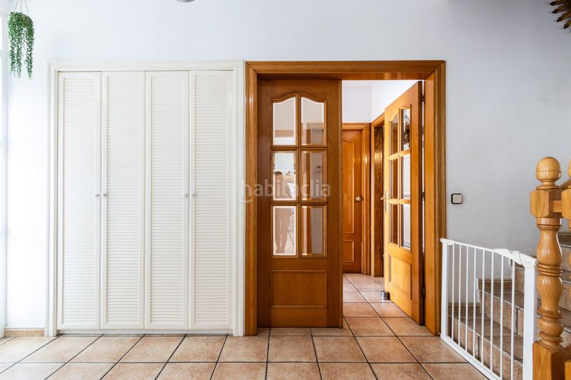 Foto 160bdd28-e32d-4e9c-a1a4-f0d6c7e2fb3f. Casa amb aparcament a Corbera de Llobregat