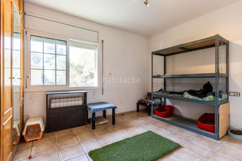 Foto 72a35399-58b6-4228-bed5-5835a7a34e35. Casa amb aparcament a Corbera de Llobregat