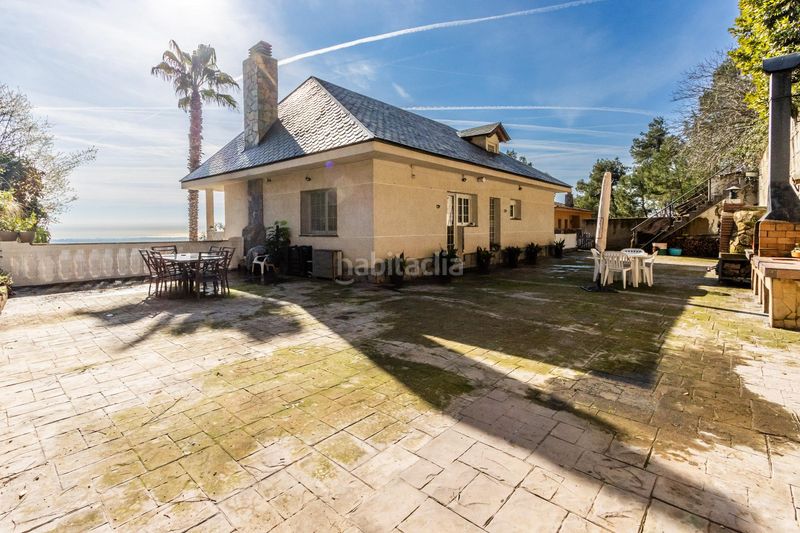 Foto 93bd36e4-3825-4e0b-8914-387afe27c9af. Casa amb aparcament a Corbera de Llobregat
