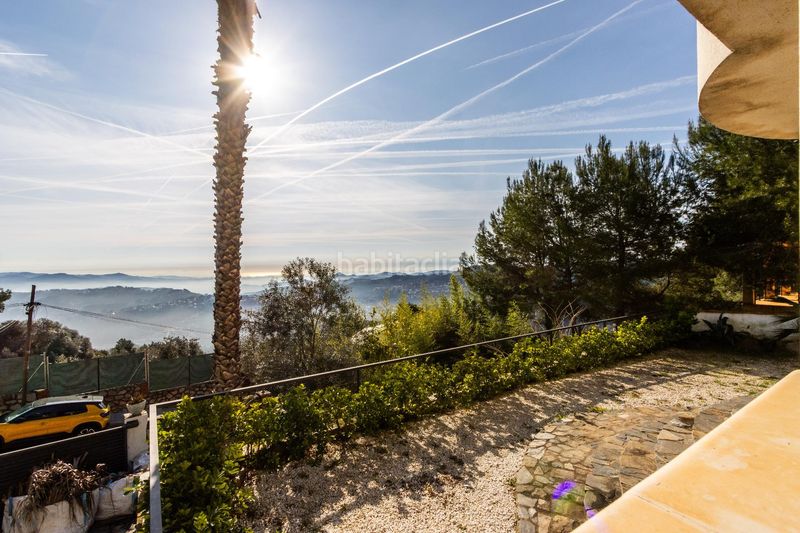 Foto c9107cb5-6187-452a-9697-a6a079120887. Casa amb aparcament a Corbera de Llobregat
