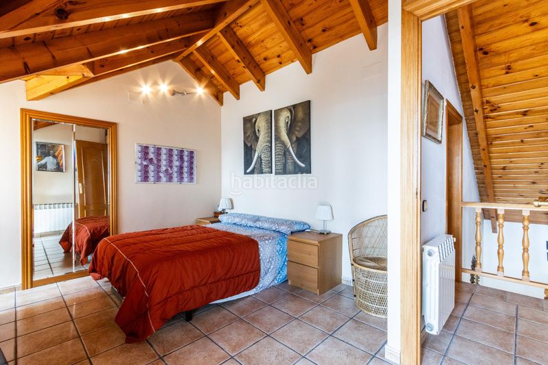 Foto cbb044a3-097d-4d0a-b704-d9b40abbd04d. Casa amb aparcament a Corbera de Llobregat